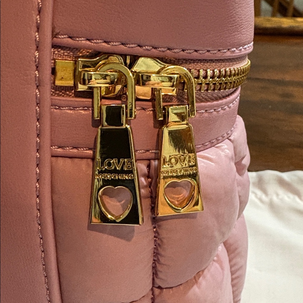 LOVE MOSCHINO “Lilla” Vanity Crossbody Bag - Picture 9 of 12
